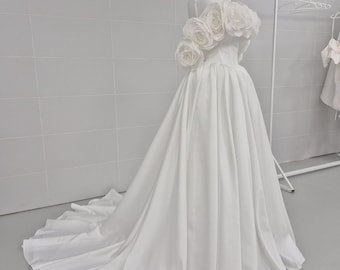 Ivory Wedding Dress: 3D Floral Appliqué, Off-Shoulder Satin Ball Gown