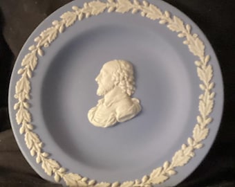 Wedgewood plate with Shakespeare bust