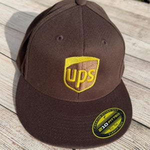 Elige tu gorra - Gorra bordada con el logotipo grande de UPS - Gorra para conductor de reparto de almacén