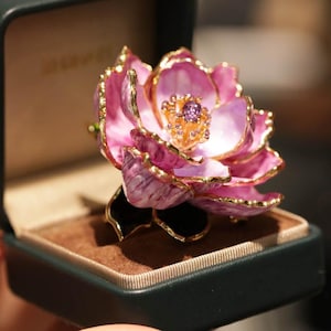 Original Luxus Schmuck Emaille Pfingstrose Brosche mit Geschenkbox