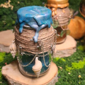 Mellanstor D&D-trolldryck med tärningar – Fantasy Epoxihartsflaska – D&D RPG-tillbehör – Spelbordsdekoration – Gamerpresent