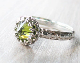 Silber-Peridot-Ring • Silber Geburtsstein Ring • Peridot CZ Ring • Sterling Silber Ring • Stapeln Edelstein Ring • Recycling-Silber