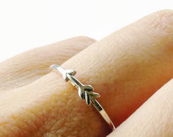 Sterling silver arrow ring, sideways arrow ring, tiny arrow jewelry silver stacking ring