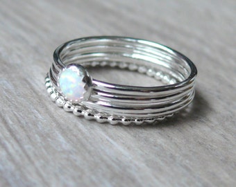 Weißer Opalring in Silber | Opal stackbarer Ring | Sterling Silver Stacking Ring Set | Sterling silberner Opal-Ring