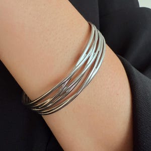 Minimalist Stainless Steel Cuff Bracelet: Adjustable Unisex Design
