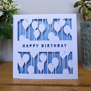 Conception de ballons pop-up 3D pour cartes d'anniversaire