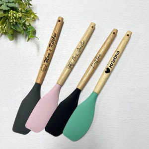 Personalized Spatula, Custom Wooden Spatula, Engraved Spatula, Cooking Gift, Baking Gifts, Wedding Bridal Shower Favors Spatula
