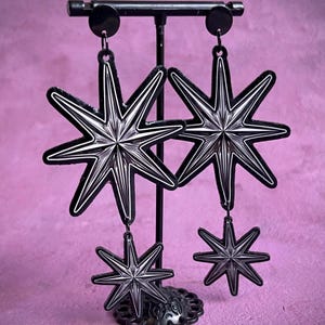 Dark Goth Star Earrings – Blackwork Tattoo Style – Double Sided – Gothic Statement Jewelry (1 Pair) Esoteric