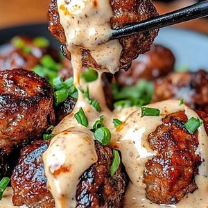 La mejor receta: albóndigas coreanas tiernas a la barbacoa con salsa de mayonesa picante. Descargar.