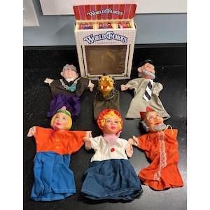 Worlds Famous Fairy Tale Puppet Show 6 Vinyl Headed Puppets No 6771