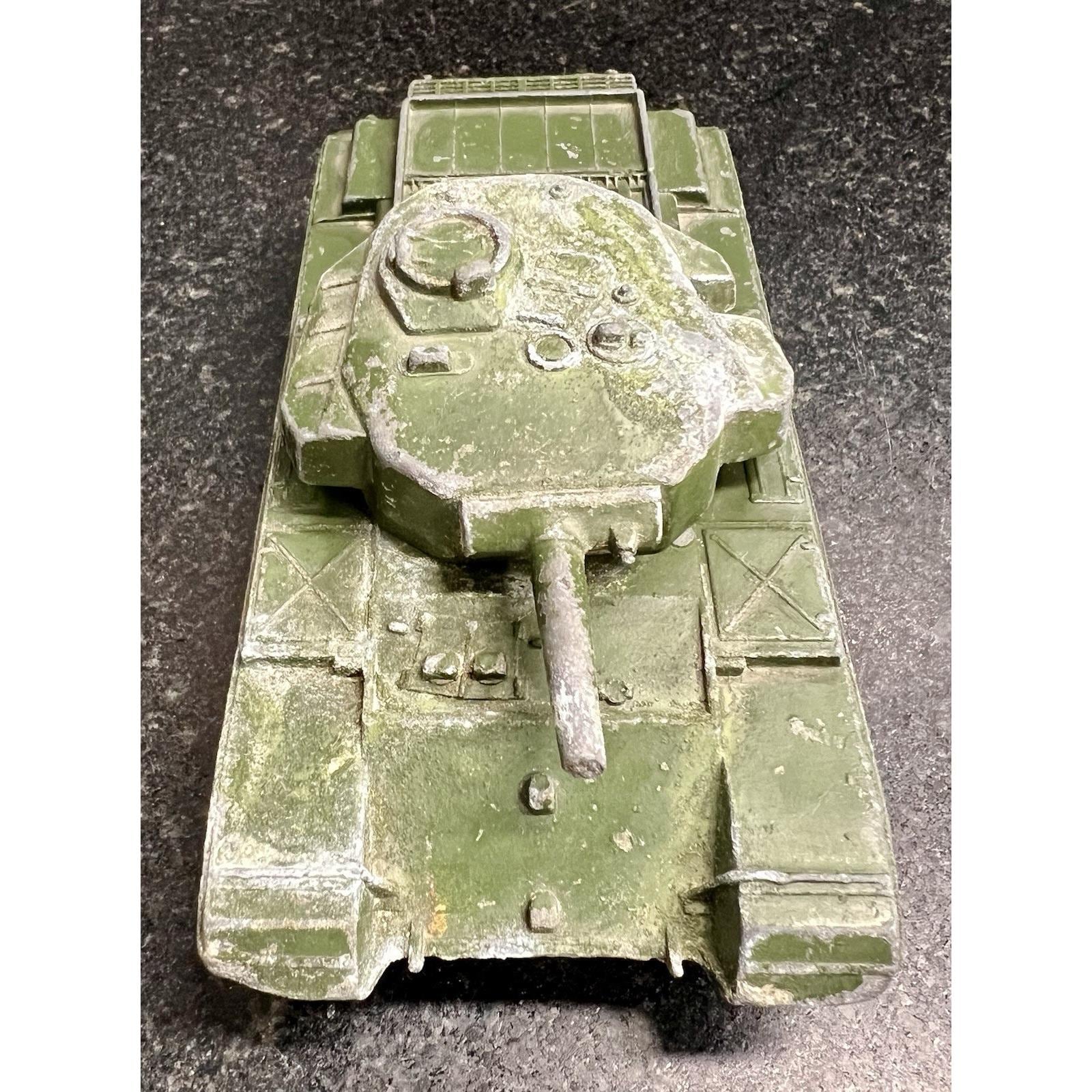 CENTURION TANK: A Dinky Supertoys No. 651 Centurion Tank in original box model by Meccano Ltd