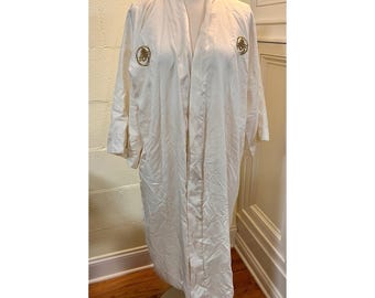 NOS Vintage Japanese 100% Silk Robe/Kimono-Style Robe Ivory Gold Emblems