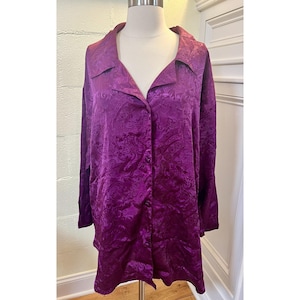 Vtg Victoria&#39;s Secret Satin Sleep Shirt Purple Medium/Large Gold Label Button Up