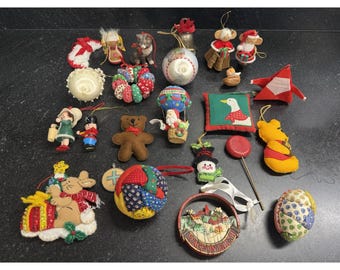 Vtg Cottagecore Christmas Ornament Lot Handmade Felt Wood Mouse Santa Primitive