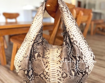 Överdimensionerad hoboväska i pytonläder, beige axelväska i ormskinn, mjuk, lös lyxig tote-väska, handgjord i Bali