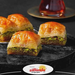 Gulluoglu Premium Pistachio Baklava – Handmade Turkish Dessert | Fresh, Layered & Rich in Flavor | Authentic Middle Eastern Sweet