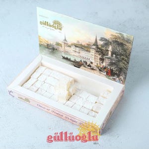 Gulluoglu Classic Plain Turkish Delight – Handmade Traditional Treat | Additive-Free & Light Flavor 250 Gr / 0.55 lb