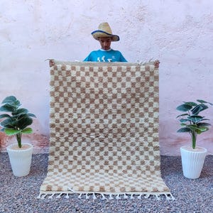Checkered brown Moroccan rug - Moroccan rug - Checkered rug - Brown checkered rug - Handmade rug - Checkered rug - Beniourain rug