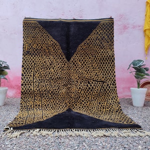 Unique Modern Beni Mrirt Rug, Moroccan Berber Rug from Beni M’rirt, Handwoven Black & Gold Wool Carpet, Tribal Geometric Design, Custom Made