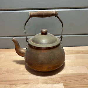 Vintage Copper Teapot | Old Dutch Style | Wood Handle | Made in Portugal