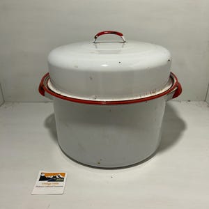 Vintage Red & White Enamel Pot | Classic Enamelware Cookware | Rustic Farmhouse Kitchen | Retro Cabin Decor | With Side Handles
