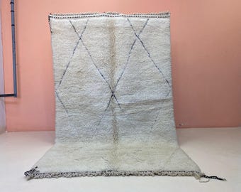 Moroccan Boujaad Carpet-Moroccan rug white-Plain white rug -Minimalist rug - Beni ourain rug - Custom rug - Handmade rug - Moroccan area rug