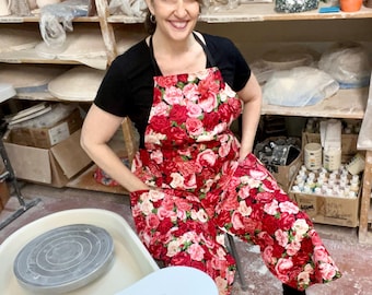 Pottery Apron, Rose Print - Full Coverage, Split Leg, 2 Pockets - for Ceramic Wheel Throwing, Clay Artists & More!
