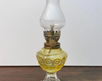 Vintage Mini Bernstein Glas Öl Lampe mit Boopie Sockel