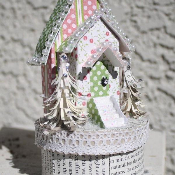 Miniature Holiday Glitter maison cadeau boîte décoration de Noël par mes créations cosy Cottage