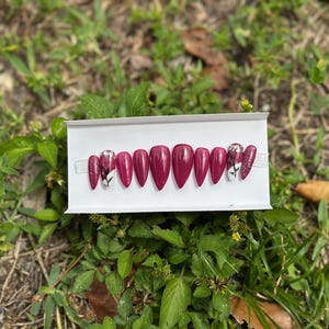 Press On Nails