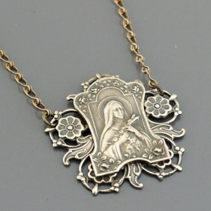 Vintage Jewelry - Vintage Necklace - St. Therese of Lisieux Necklace - Catholic jewelry - Chloes Vintage Jewelry - handmade jewelry