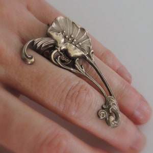 Vintage Jewelry - Brass Ring - Art Nouveau Ring - Poppy jewelry - Poppy Ring - Statement Ring - Chloe's Vintage handmade jewelry