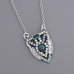 Vintage Jewelry - Art Deco Inspired Necklace - Emerald Green Crystal Necklace - Silver Necklace - Wedding Jewelry - Chloe&#39;s Vintage Jewelry