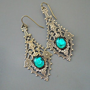 Vintage Jewelry - Vintage Earrings - Art Nouveau Drop  Earrings - Emerald Green  Earrings - Filigree Earrings - Brass Earrings - handmade