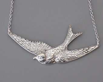 Vintage Jewelry - Silver Necklace - Vintage Necklace - Bird Necklace - Statement Jewelry - Bird Jewelry - Chloe's Vintage Jewelry