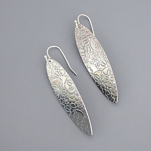 Vintage Jewelry - Floral Earrings - Silver Earrings - Flower Earrings - Long Oval Earrings - Chloe's Vintage handmade jewelry