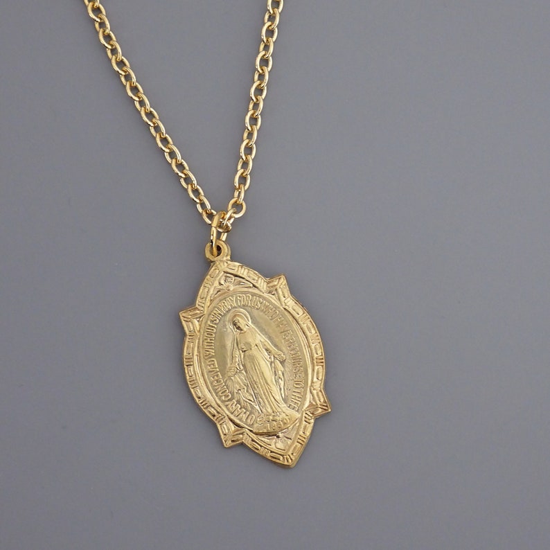 Vintage Jewelry Vintage Necklace Gold Mother Mary Necklace Catholic jewelry Chloe's Vintage Handmade Jewelry Spiritual Jewelry image 1