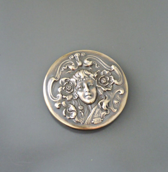 Vintage Brass Alphonse Mucha Brooch: Art Nouveau Jewelry
