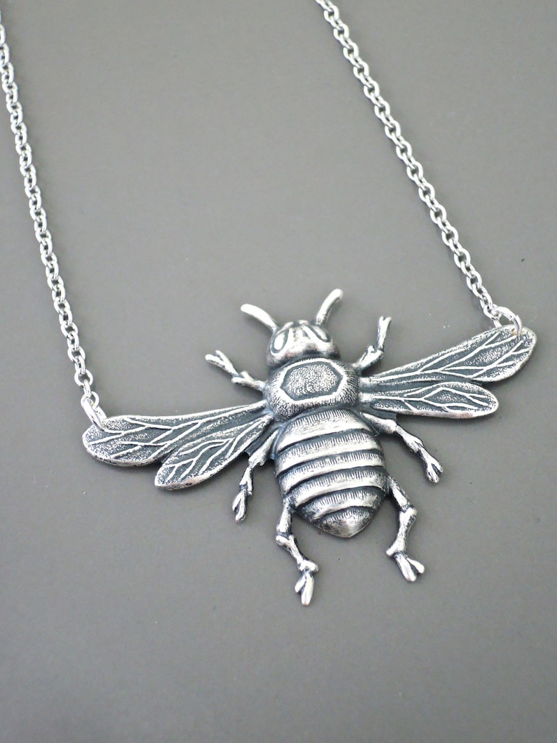 Vintage Jewelry Necklace Bee Silver Save The Bees Honey Chloes Handmade - Tiffany Bee Pendant Necklace Vintage Jewelry Necklace Bee Silver Save The Bees Honey Chloes Handmade - Tiffany Bee Pendant Necklace
