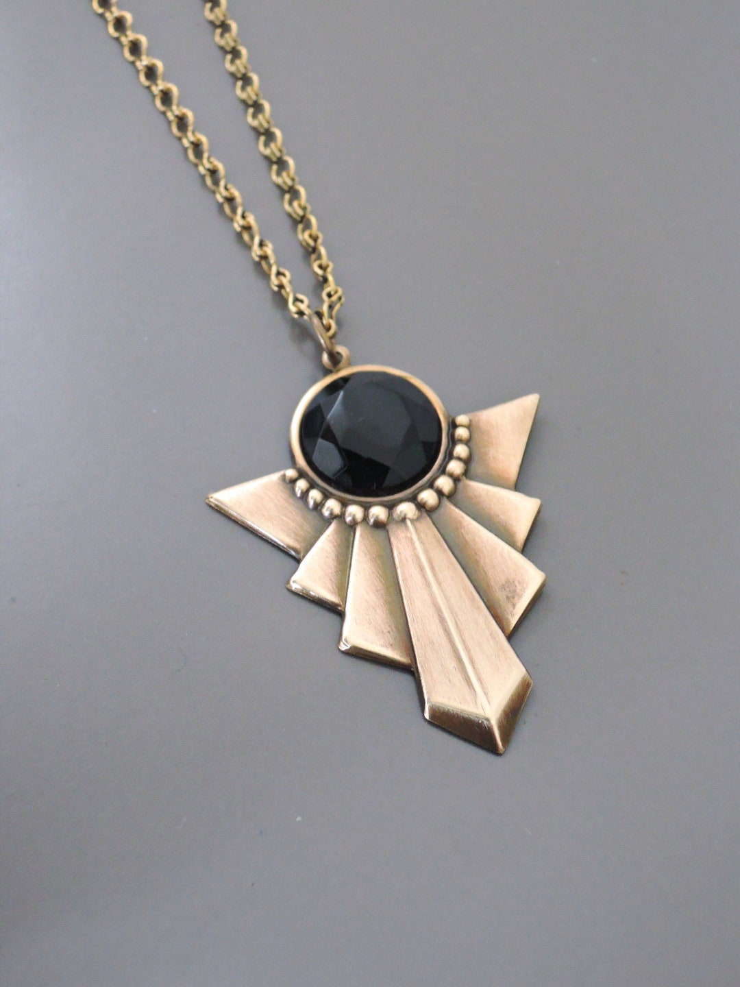 ◆VINTAGE HOLLYWOOD◆ Ornament Drop Necklace VH249ONE002M Amazon.com: 1928 Jewelry Vintage Style Lalique Rectangle