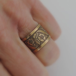 Vintage Jewelry Vintage Ring Floral ring Brass Ring Adjustable Ring Flower Ring Band Ring Chloes Vintage handmade image 1