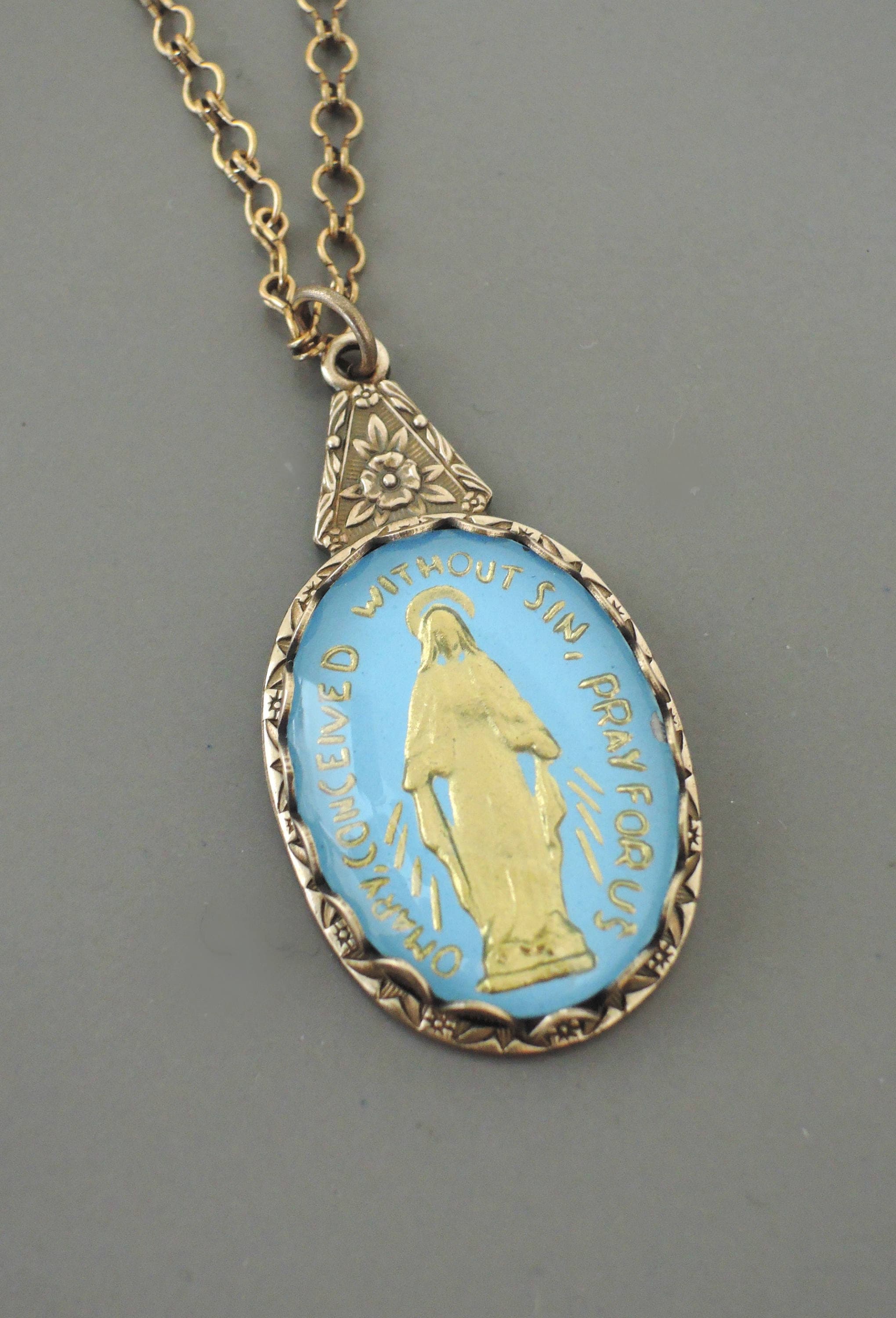 Vintage Jewelry - Vintage Necklace - Brass Necklace - Mother Mary Nec…