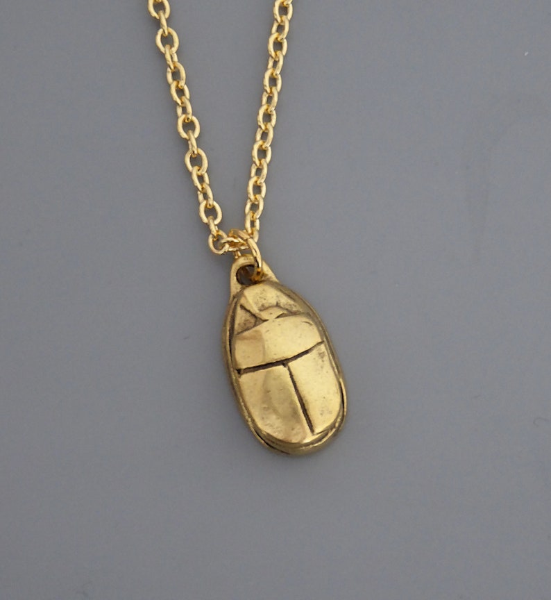 Vintage Jewelry Gold Necklace Scarab Necklace Insect Jewelry Egyptian Jewelry Chloe's Vintage jewelry image 1