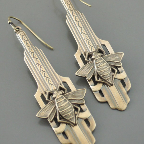 Vintage Art Deco Brass Bee Earrings: Insect Drop Jewelry