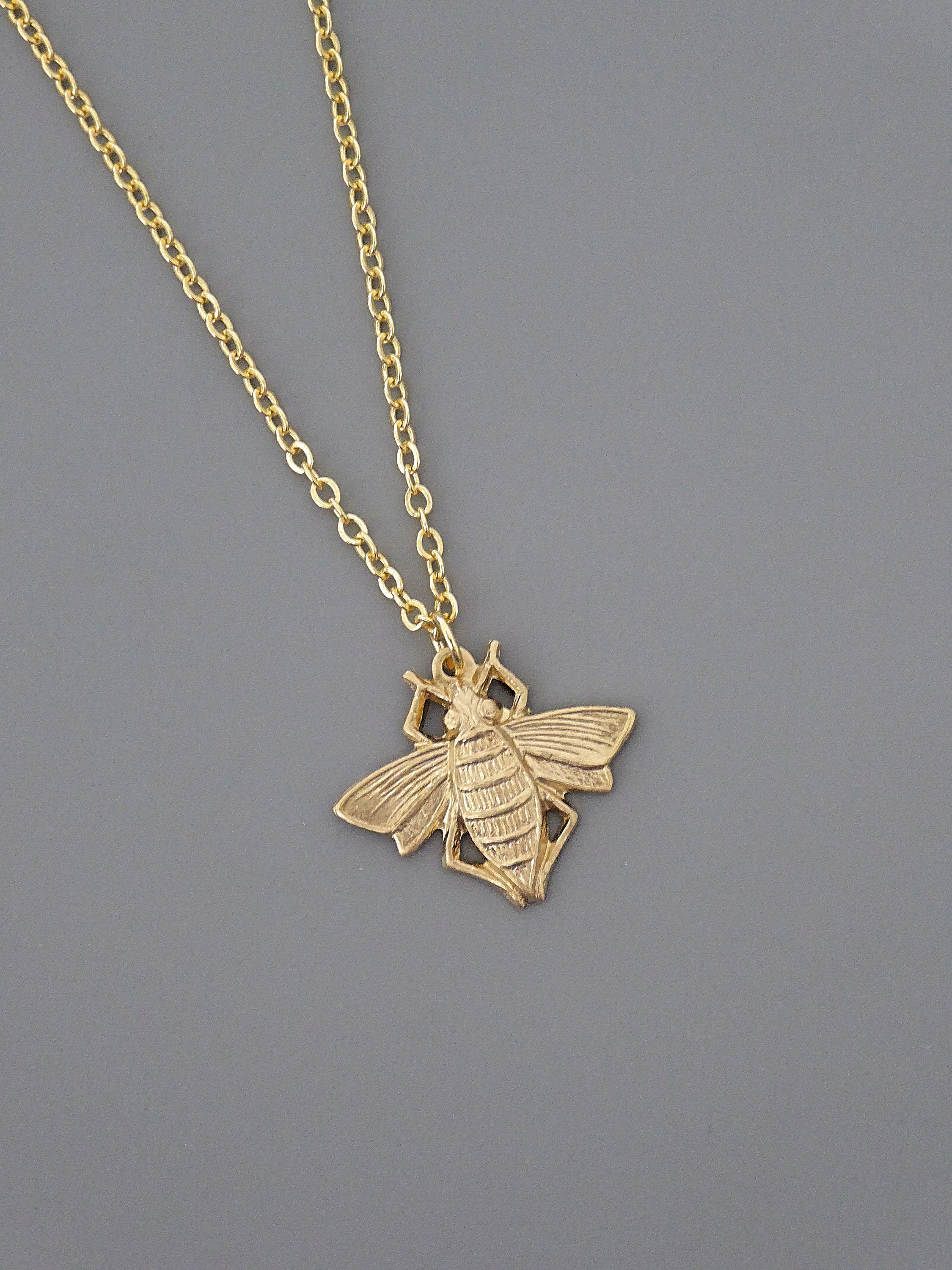 Vintage Jewelry - Bee Necklace - Gold Necklace - Tiny Honey
