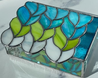 Ombré knit stitch stained glass box: turquoise and lime stockinette stitch