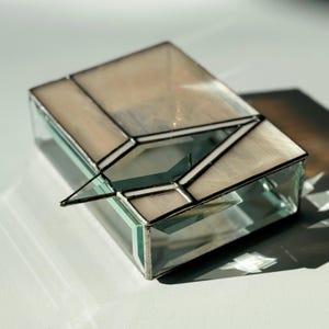 Peach diamond Stained Glass Box, Large jewelry box, coral stained glass, glass trinket box, stained glass jewelry box, champagne color glass