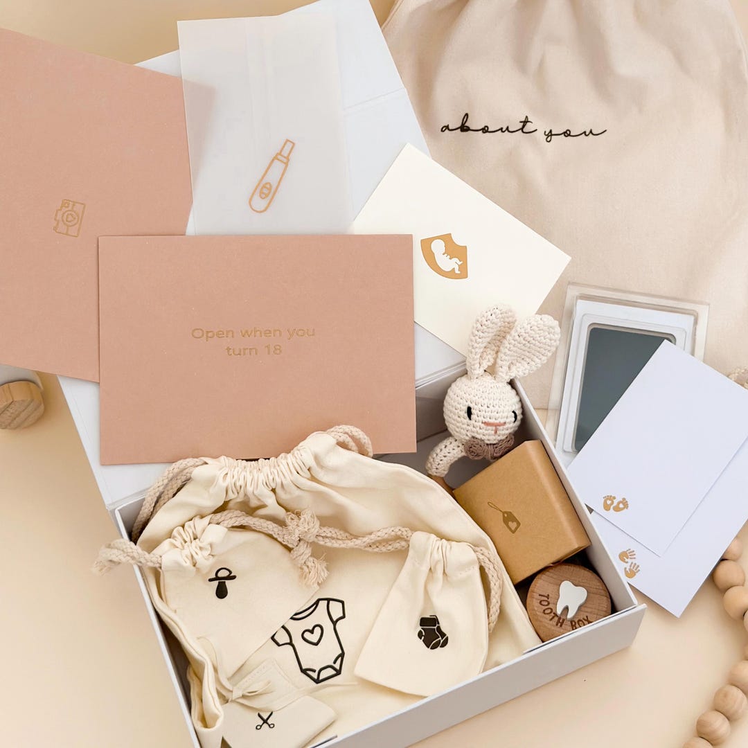 Personalized Baby Memory Box: Newborn Keepsake Storage With Bunny ...