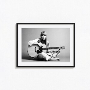 Poster di Joni Mitchell / Arte murale in bianco e nero di Joni Mitchell, poster musicale, decorazioni per la casa, stampe fotografiche, poster blu di Joni Mitchell