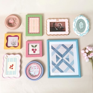 Retro Fruit & Gingham Wall Frame Set – 9 Vintage-Style Picture Frames for Gallery Wall, Eclectic Cottagecore Wall Decor, Playful Home Gift